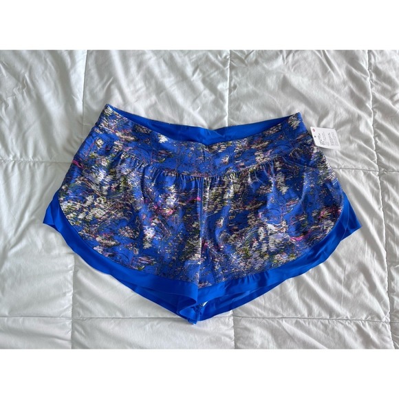 New Lululemon Calm Tides Lined Running Short Size 10 Esca